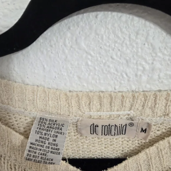 Vintage de Rotchild Cozy Knit Dress with Pink and Cream Accents - Picture 5 of 12